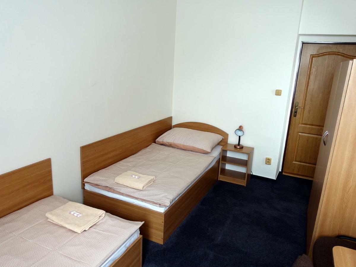 Hotel Staric 예세니크 외부 사진