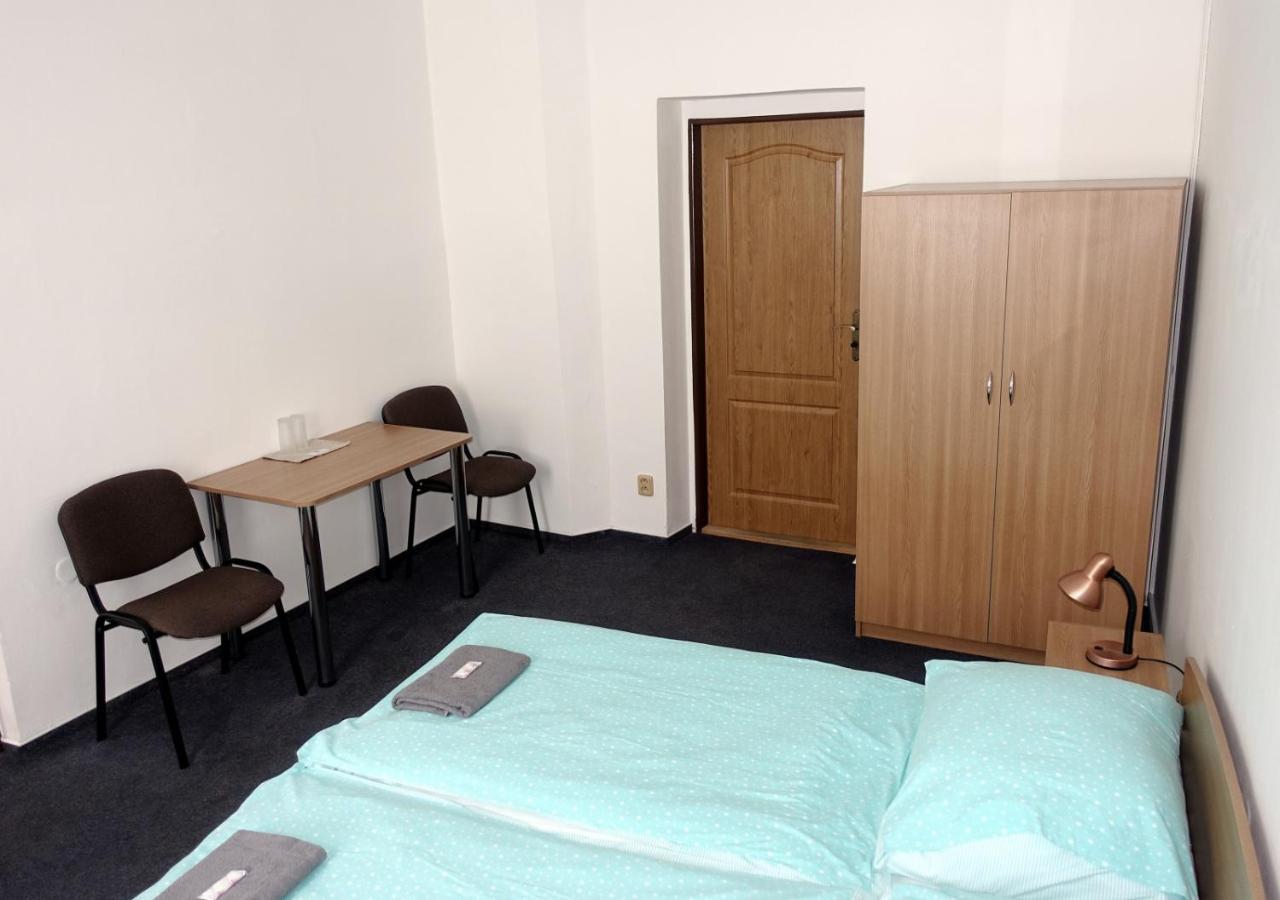 Hotel Staric 예세니크 외부 사진